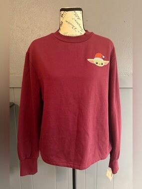 Maroon Sweatshirt and pants Set with Embroidered Baby Yoda Holiday Patch